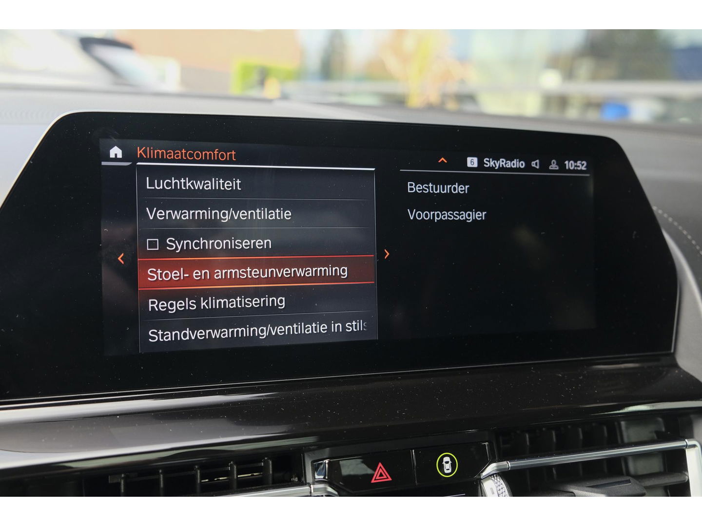 BMW 8 Serie Gran Coupé 840i 333pk M-sport xDrive Panoramadak M8 seats Bowers&Wilkins Stoelkoeling Aventurin Rot 20" LMV