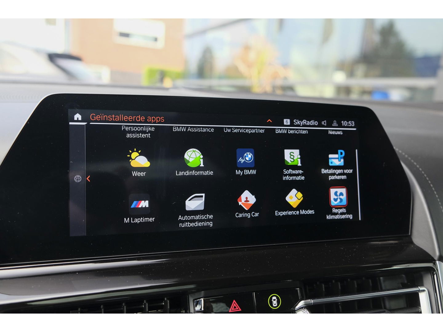 BMW 8 Serie Gran Coupé 840i 333pk M-sport xDrive Panoramadak M8 seats Bowers&Wilkins Stoelkoeling Aventurin Rot 20" LMV