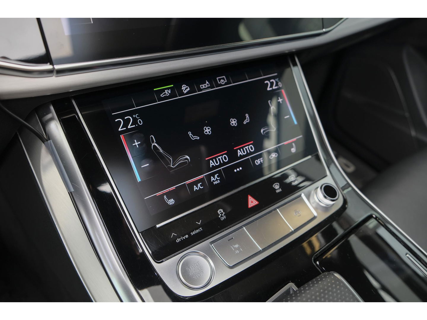 Audi Q7 55 TFSIe 380pk Quattro Panoramadak Luchtvering RS-Leder ACC BlackOptic VirtualCockpit Navi-High Matrix Keyless Camera 22''