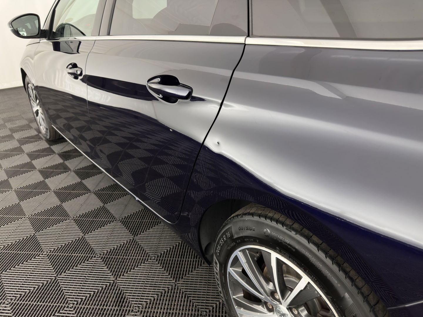 Peugeot 308 SW 1.6 BlueHDI Blue Lease Premium Aut. *PANO | FULL-LED | NAVI-FULLMAP | SPORT-SEATS | PRIVACY-GLASS | ECC | PDC | CRUISE | 16''ALU*