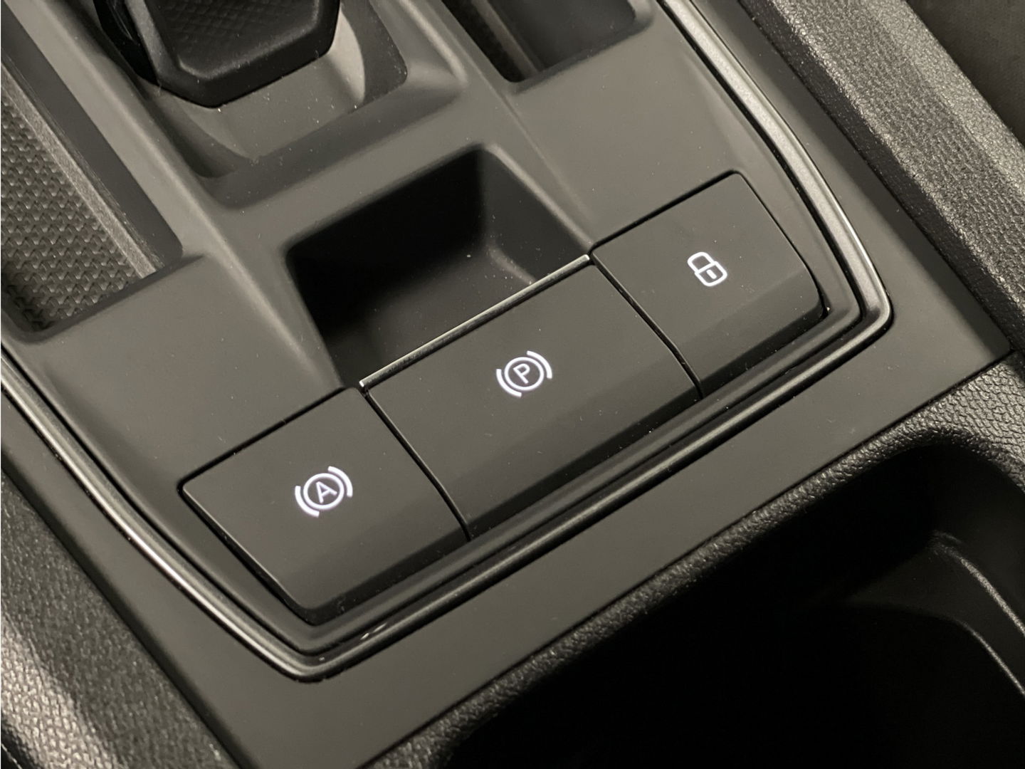 CUPRA Leon 1.4 e-Hybrid VZ Adrenaline | Apple Carplay | Android Auto | Stoelverwarming | Stuurwielverwarming | DAB | Camera | Lane Assist | Adaptieve Cruise Control | LED | Sfeerverlichting |