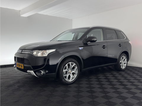 Mitsubishi Outlander 2.0 PHEV Business Edition X-Line Aut. *LEATHER-FABRIC | NAVI-FULLMAP | KEYLESS | CAMERA | COMFORT-SEATS | ECC | PDC | CRUISE | PRIVACY-GLASS | SHIFT-PADDLES |  TOWBAR | 18''ALU*