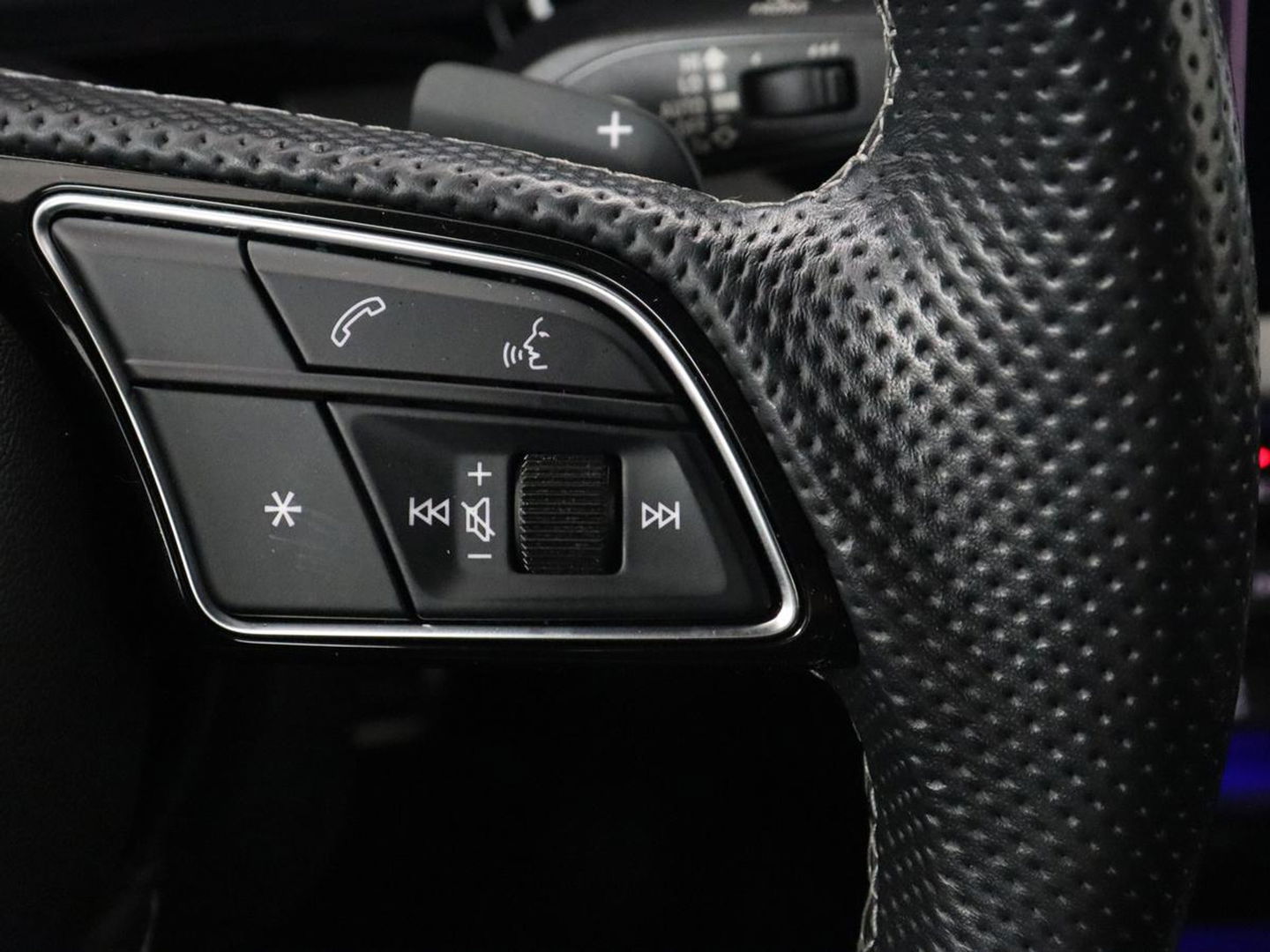 Audi A3 30 TFSI edition one | Stoelverwarming | Matrix LED | Virtual Cockpit | Carplay | Half leder | Navigatie | Parkeerhulp