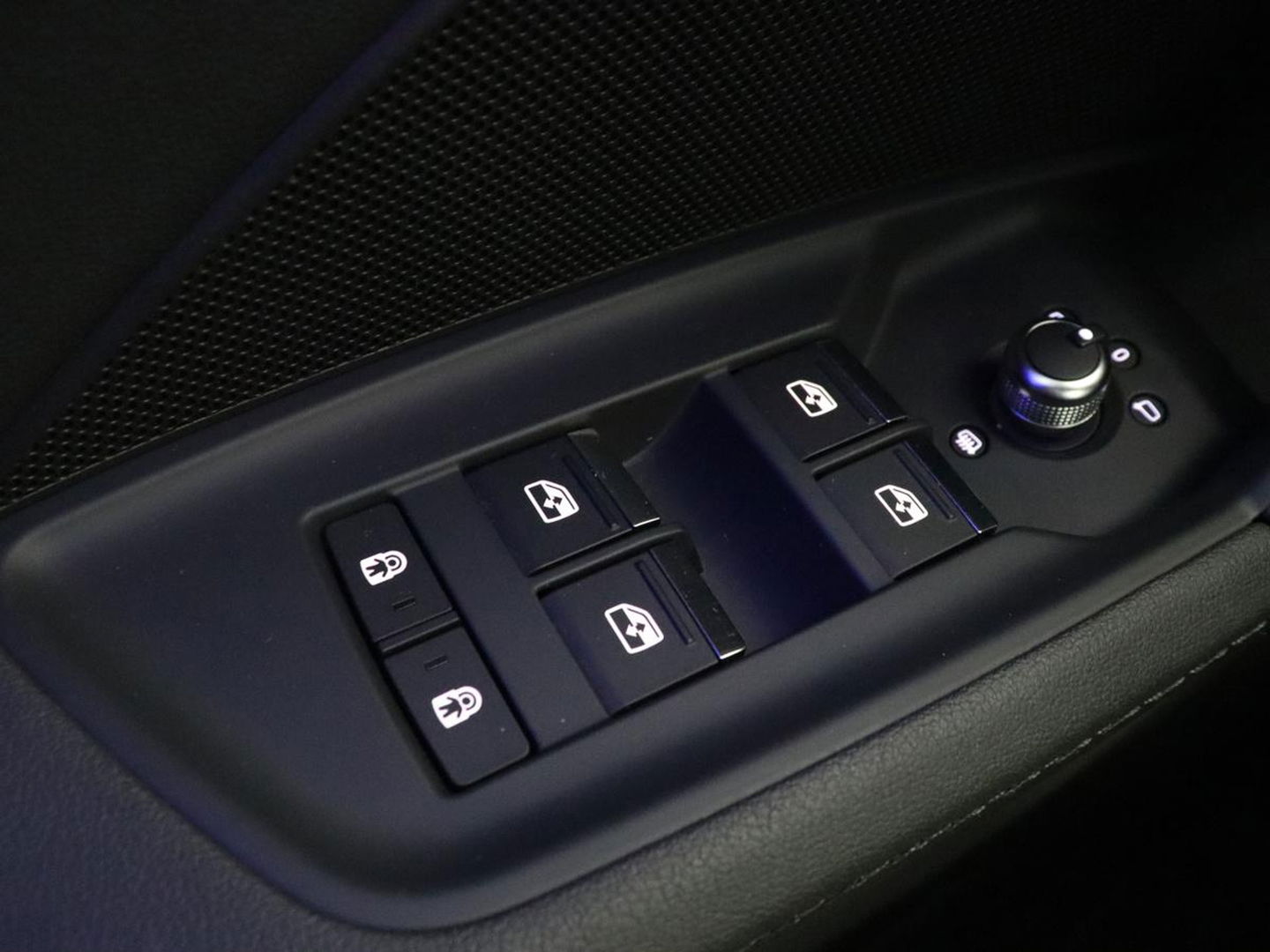 Audi A3 30 TFSI edition one | Stoelverwarming | Matrix LED | Virtual Cockpit | Carplay | Half leder | Navigatie | Parkeerhulp