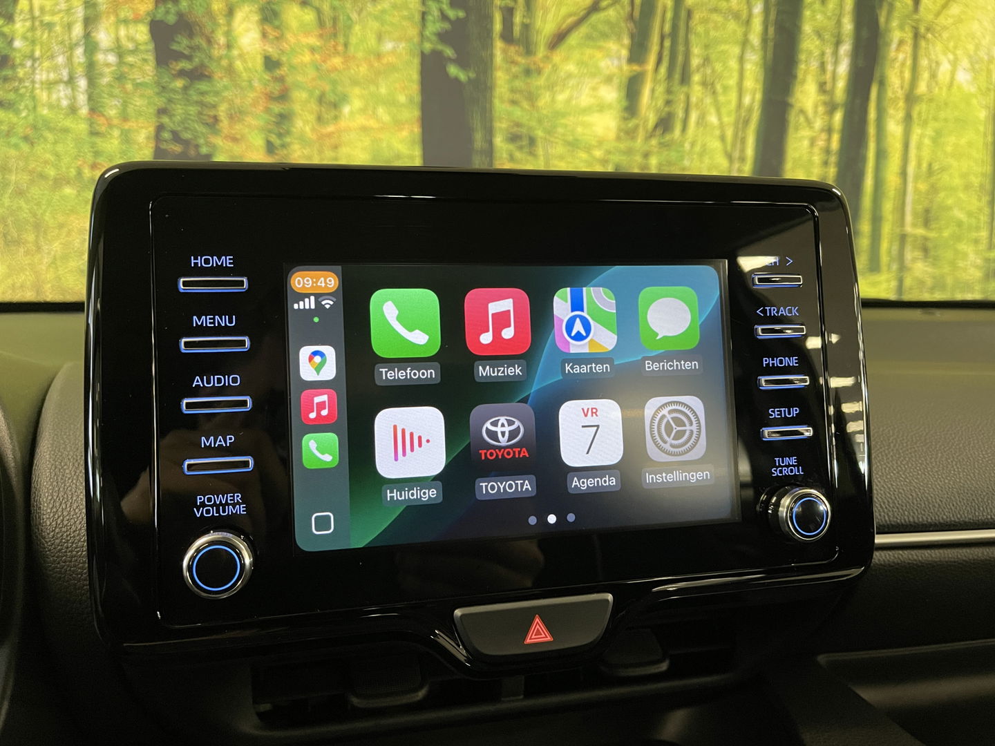 Toyota Yaris 1.5 Hybrid Active | Origineel Nederlands | Apple Carplay | Android Auto | Camera | Adaptieve Cruise Control | Lane Assist | DAB | Airconditioning |