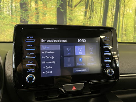 Toyota Yaris 1.5 Hybrid Active | Origineel Nederlands | Apple Carplay | Android Auto | Camera | Adaptieve Cruise Control | Lane Assist | DAB | Airconditioning |