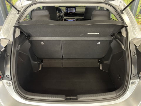 Toyota Yaris 1.5 Hybrid Active | Origineel Nederlands | Apple Carplay | Android Auto | Camera | Adaptieve Cruise Control | Lane Assist | DAB | Airconditioning |