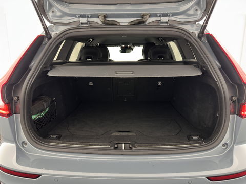 Volvo V60 2.0 B3 R-Design (INCL.BTW) *LEATHER-FABRIC | FULL-LED | MEMORY-PACK | HEATED-SPORTSEATS | LANE-ASSIST | NAVI-FULLMAP | CAMERA | DAB+ | PRIVACY-GLASS | ECC | PDC | 19''ALU*