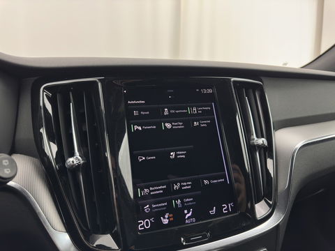 Volvo V60 2.0 B3 R-Design (INCL.BTW) *LEATHER-FABRIC | FULL-LED | MEMORY-PACK | HEATED-SPORTSEATS | LANE-ASSIST | NAVI-FULLMAP | CAMERA | DAB+ | PRIVACY-GLASS | ECC | PDC | 19''ALU*