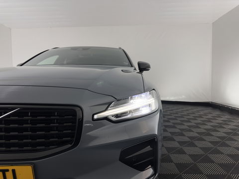 Volvo V60 2.0 B3 R-Design (INCL.BTW) *LEATHER-FABRIC | FULL-LED | MEMORY-PACK | HEATED-SPORTSEATS | LANE-ASSIST | NAVI-FULLMAP | CAMERA | DAB+ | PRIVACY-GLASS | ECC | PDC | 19''ALU*