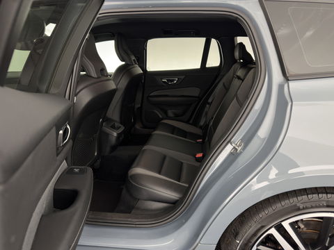 Volvo V60 2.0 B3 R-Design (INCL.BTW) *LEATHER-FABRIC | FULL-LED | MEMORY-PACK | HEATED-SPORTSEATS | LANE-ASSIST | NAVI-FULLMAP | CAMERA | DAB+ | PRIVACY-GLASS | ECC | PDC | 19''ALU*