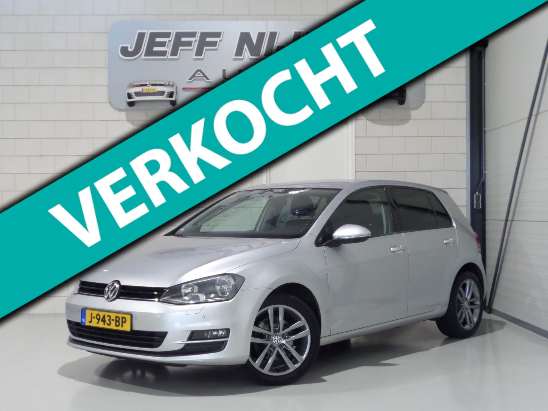 Volkswagen Golf 1.2 TSI Highline Apple-Carplay Stoelverwarming Parkeersensoren Navigatie Bluetooth Cruise-control Wireless-carplay