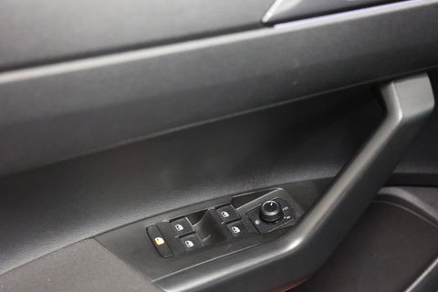 Volkswagen Polo 1.0 TSI PDC CLIMATE CONTROL