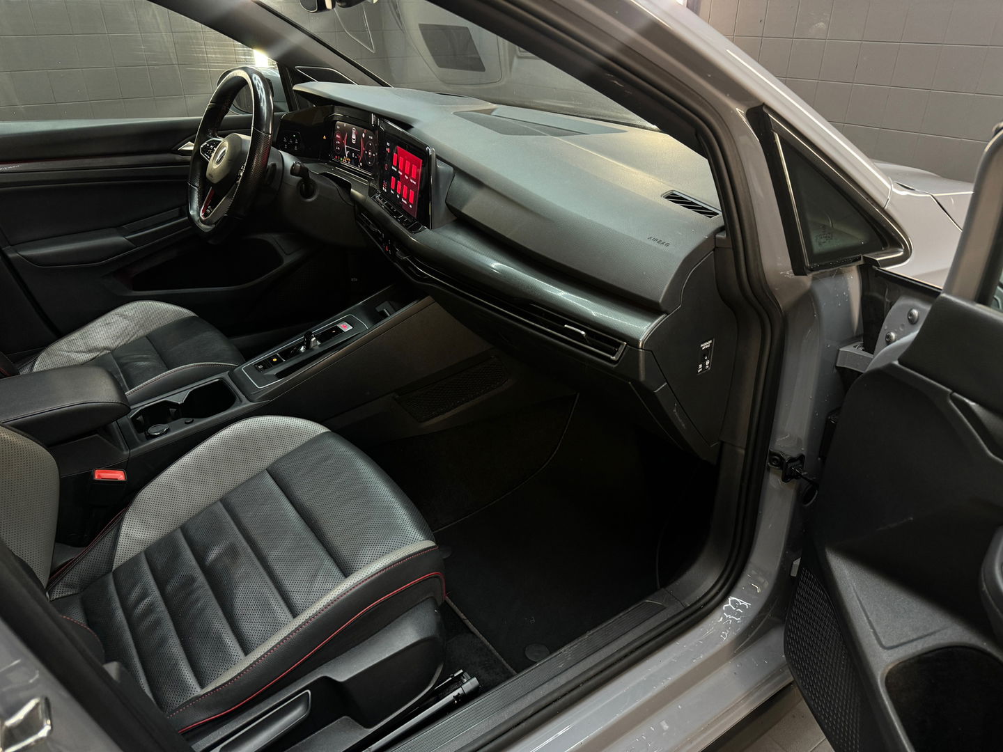 Volkswagen Golf 2.0 TSI GTI Clubsport Pano|HuD|H/K|IQ|Memory