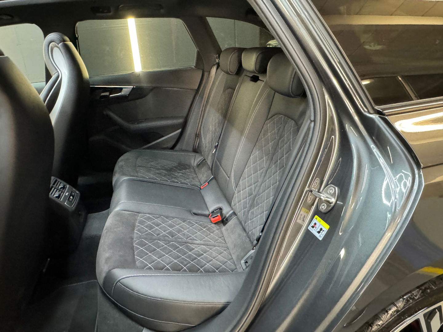 Audi A4 Avant 45 TFSI quattro 3x S Line Pano|RS seat|HUD|VOL