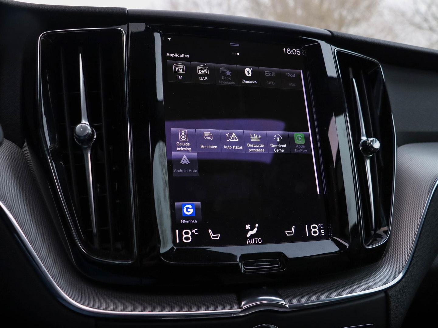 Volvo XC60 T6 Recharge AWD R-Design Leder Pano BLIS Harman Kardon