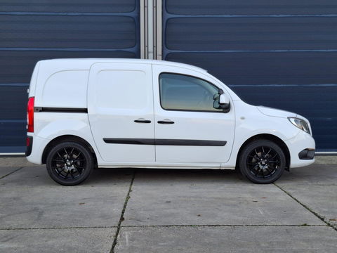 Mercedes-Benz Citan 109 CDI BlueEFFICIENCY Business Ambition AIRCO / CRUISE CONTROLE / EURO 6