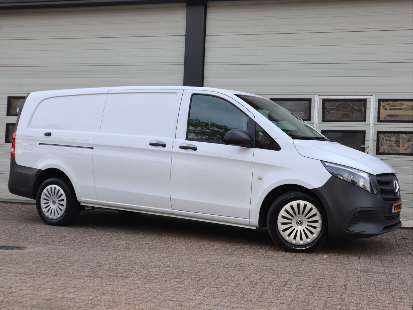 Mercedes-Benz Vito 116 CDI Euro 6 Automaat L3 Extra Lang - MBUX - Cruise