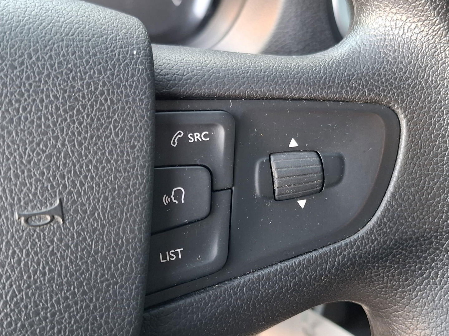 Opel Vivaro 2.0 CDTI L3H1 Edition AIRCO / CRUISE CONTROLE / NAVI / CARPLAY / TREKHAAK / KASTEN INRICHTING