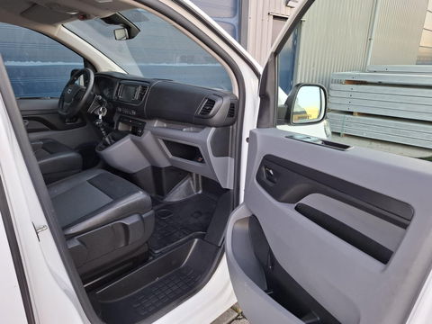 Opel Vivaro 2.0 CDTI L3H1 Edition AIRCO / CRUISE CONTROLE / NAVI / CARPLAY / TREKHAAK / KASTEN INRICHTING