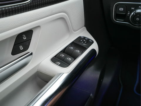 Mercedes-Benz EQA 250 Edition-1 Sport-Pack 67 kWh [ 3-Fase ] *PANO | HEAD-UP | DISTRONIC-PLUS | BURMESTER-AUDIO | WIDE-SCREEN-DIGI-COCKPIT | FULL-LED | FUFLL-LEATHER | MEMORY-PACK | TOP-VIEW | NAVI-FULLMAP | DAB+ | KEYLESS | HEATED-SPORTSEAT