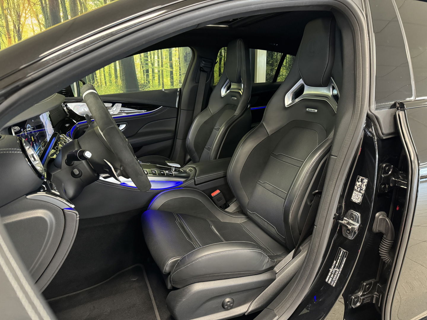 Mercedes-Benz AMG GT 4-Door Coupe 63 S 4MATIC+ Premium Plus | 640 PK! | 5 Persoons | Schuif/Kantel Dak | Performance Stoelen | AMG Dynamic Plus Package | AMG Aerodynamics Package |