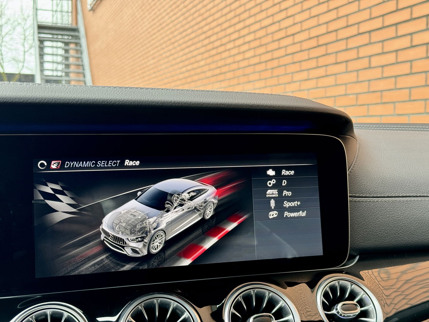 Mercedes-Benz AMG GT 4-Door Coupe 63 S 4MATIC+ Premium Plus | 640 PK! | 5 Persoons | Schuif/Kantel Dak | Performance Stoelen | AMG Dynamic Plus Package | AMG Aerodynamics Package |