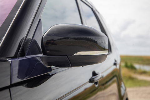 Land Rover Discovery 3.0 Td6 HSE GRIJS KENTEKEN / LEER / NAVI / LUCHTVERING / PANO / TREKHAAK