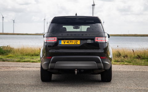 Land Rover Discovery 3.0 Td6 HSE GRIJS KENTEKEN / LEER / NAVI / LUCHTVERING / PANO / TREKHAAK