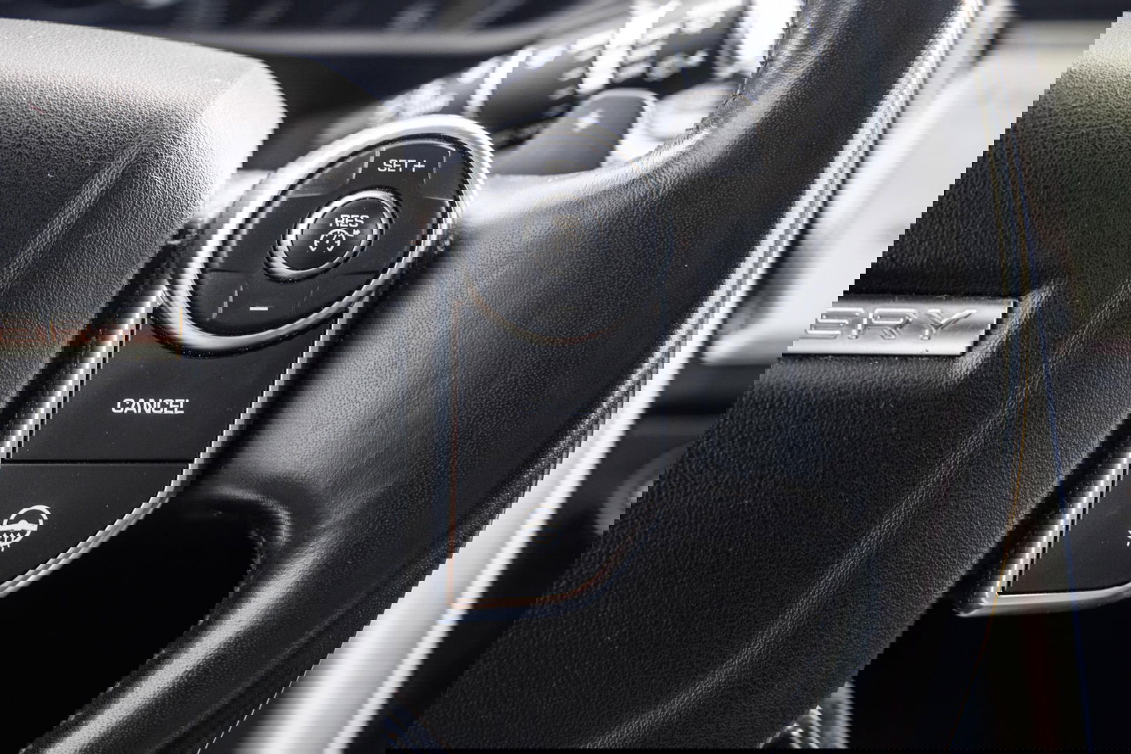 Land Rover Discovery 3.0 Td6 HSE GRIJS KENTEKEN / LEER / NAVI / LUCHTVERING / PANO / TREKHAAK