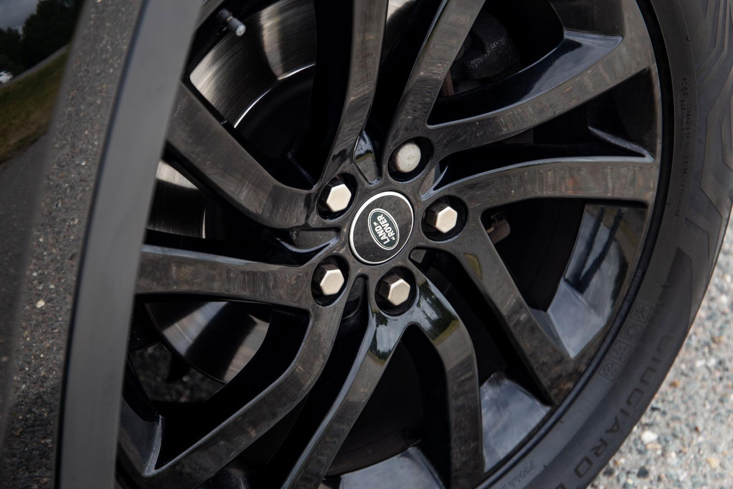 Land Rover Discovery 3.0 Td6 HSE GRIJS KENTEKEN / LEER / NAVI / LUCHTVERING / PANO / TREKHAAK