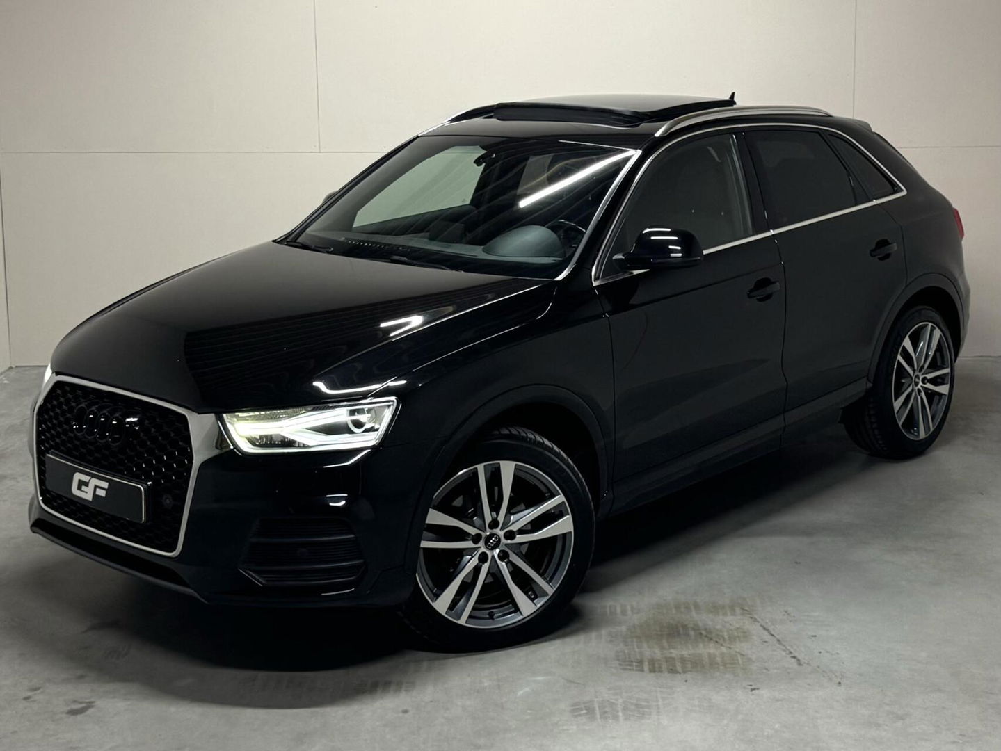 Audi Q3 1.4 TFSI CoD Sport Pano Cruise Navi Stoelverw. Trekh.