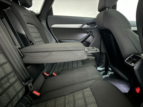 Audi Q3 1.4 TFSI CoD Sport Pano Cruise Navi Stoelverw. Trekh.