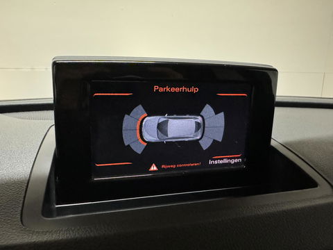 Audi Q3 1.4 TFSI CoD Sport Pano Cruise Navi Stoelverw. Trekh.