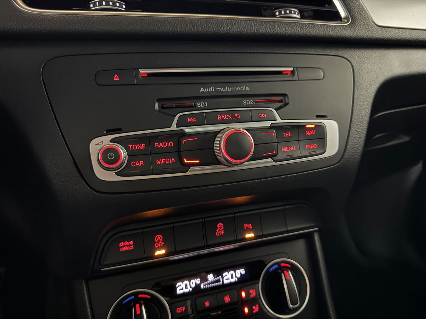 Audi Q3 1.4 TFSI CoD Sport Pano Cruise Navi Stoelverw. Trekh.