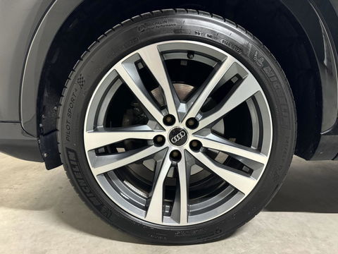 Audi Q3 1.4 TFSI CoD Sport Pano Cruise Navi Stoelverw. Trekh.