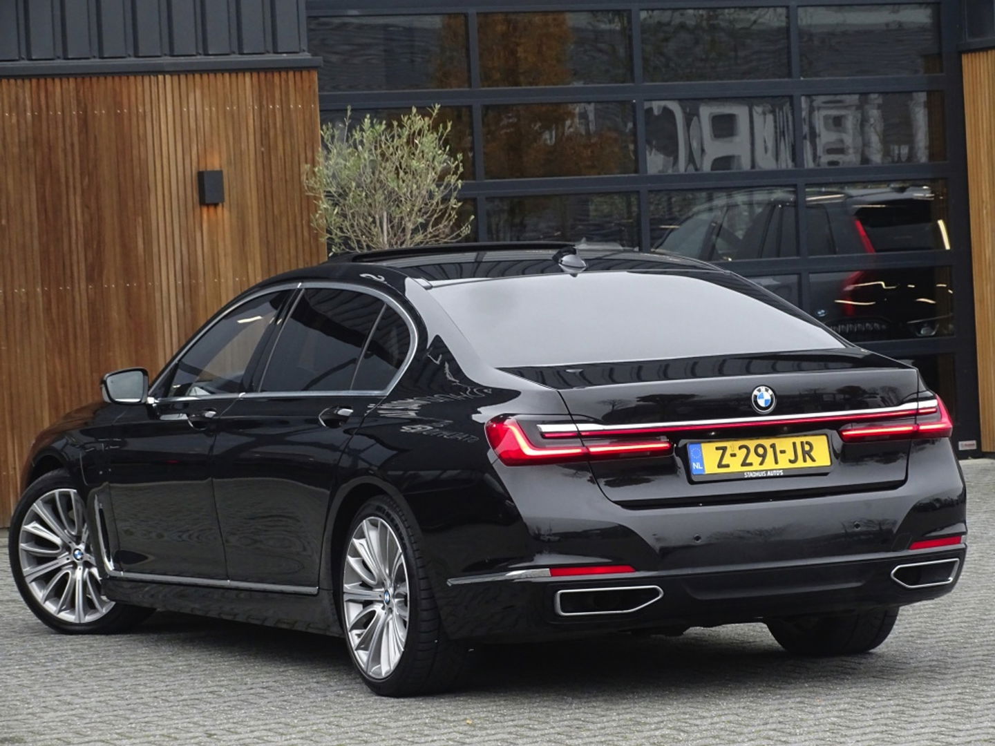 BMW 7 Serie 745Le 394PK VIP LANG / High Executive / M-Individual / Laser