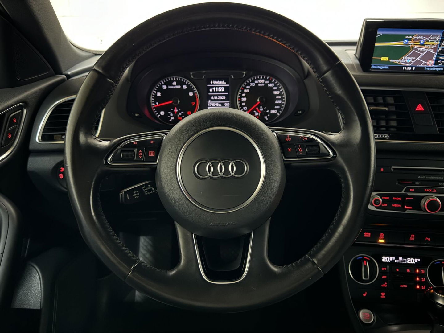 Audi Q3 1.4 TFSI CoD Sport Pano Cruise Navi Stoelverw. Trekh.