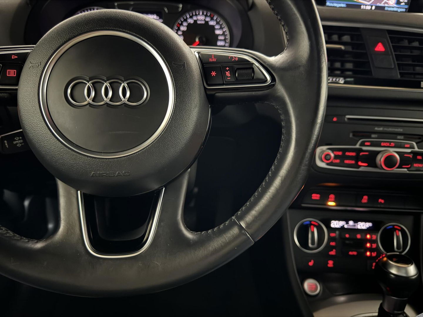 Audi Q3 1.4 TFSI CoD Sport Pano Cruise Navi Stoelverw. Trekh.
