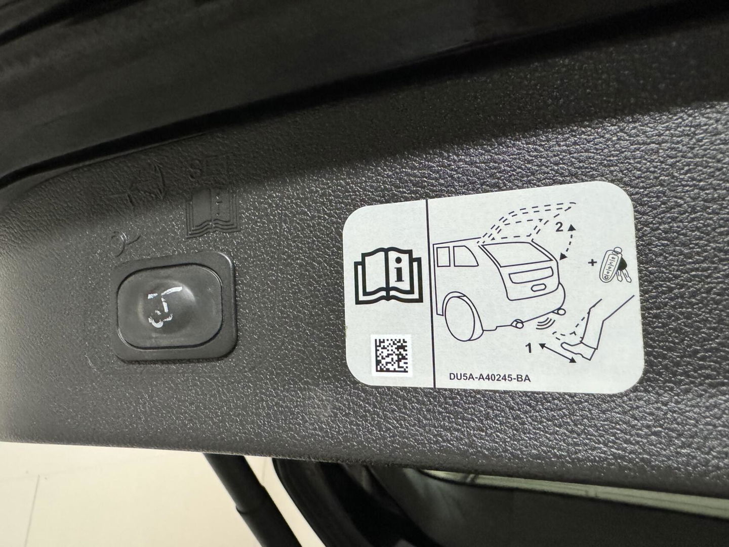 Ford Kuga 1.5 EcoBoost ST Line Navi Cruise Carplay PDC NAP