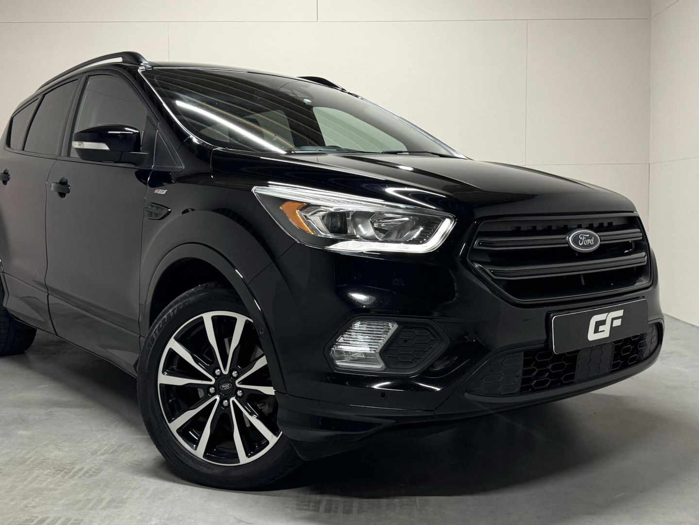 Ford Kuga 1.5 EcoBoost ST Line Navi Cruise Carplay PDC NAP