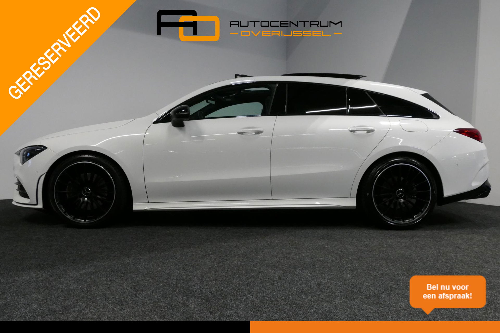 Mercedes-Benz CLA Shooting Brake 220 AMG Line / CLA45 AMG Diffuser / Panamericana Grill / Panoramadak / Burmester Surround Sound / Stoelverwarming / LED High Performance koplampen / Nightpakket / Agility Control / Ambienteverlichting / Widescreen / 19'' LMV / Elektr. bedie