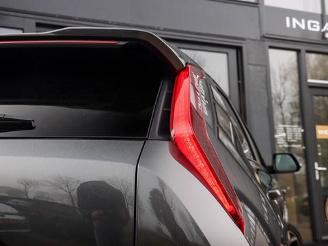 Kia Niro 1.6 GDi Hybrid ExecutiveLine Harman Kardon Panoramadak 18''