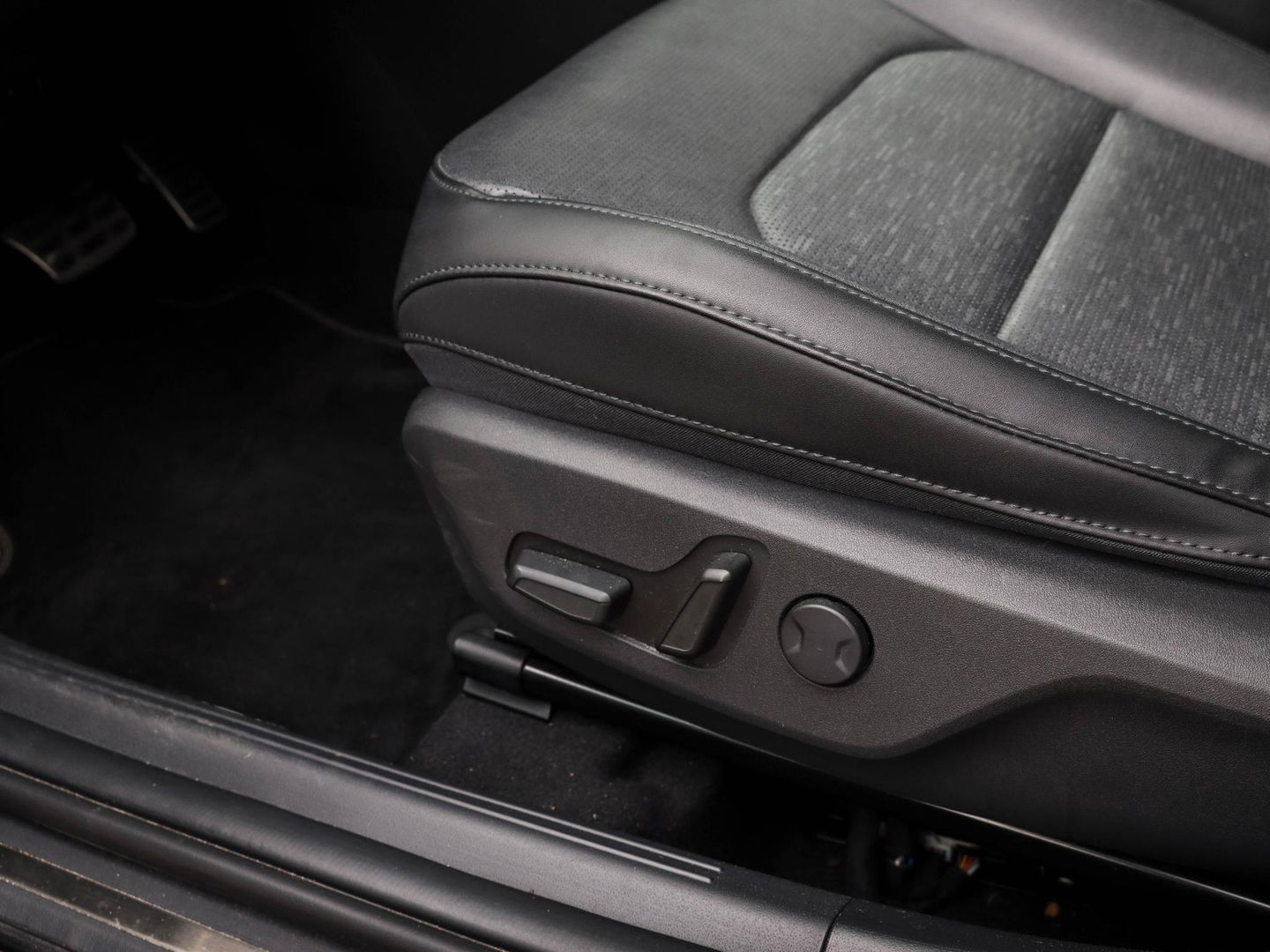 Kia Niro 1.6 GDi Hybrid ExecutiveLine Harman Kardon Panoramadak 18''