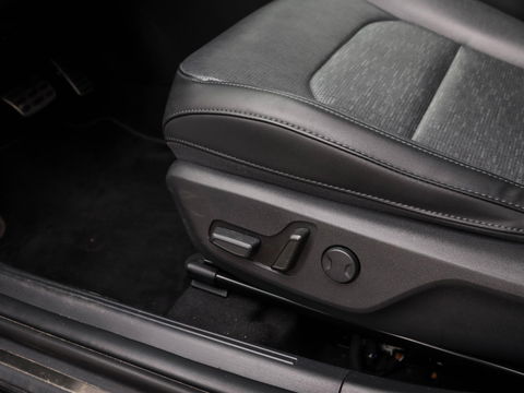 Kia Niro 1.6 GDi Hybrid ExecutiveLine Harman Kardon Panoramadak 18''