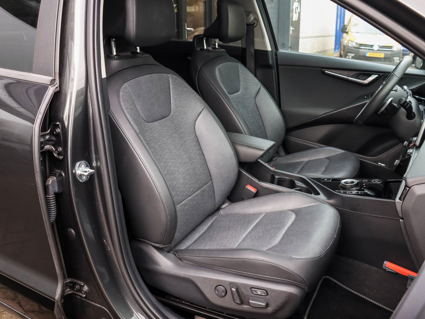 Kia Niro 1.6 GDi Hybrid ExecutiveLine Harman Kardon Panoramadak 18''