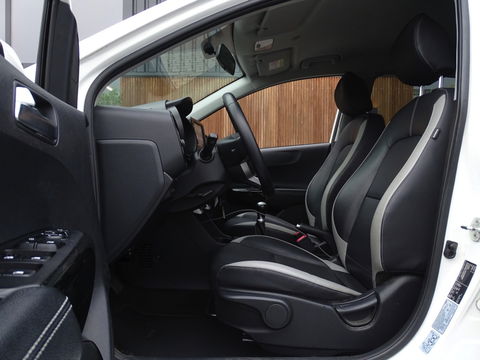Kia Picanto 1.0 CVVT Design Ed. / luxe pakket / CarPlay / LED *NAP*