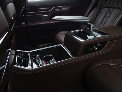 BMW 7 Serie 745Le 394PK VIP LANG / High Executive / M-Individual / Laser