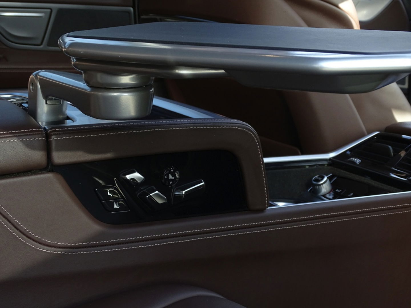 BMW 7 Serie 745Le 394PK VIP LANG / High Executive / M-Individual / Laser