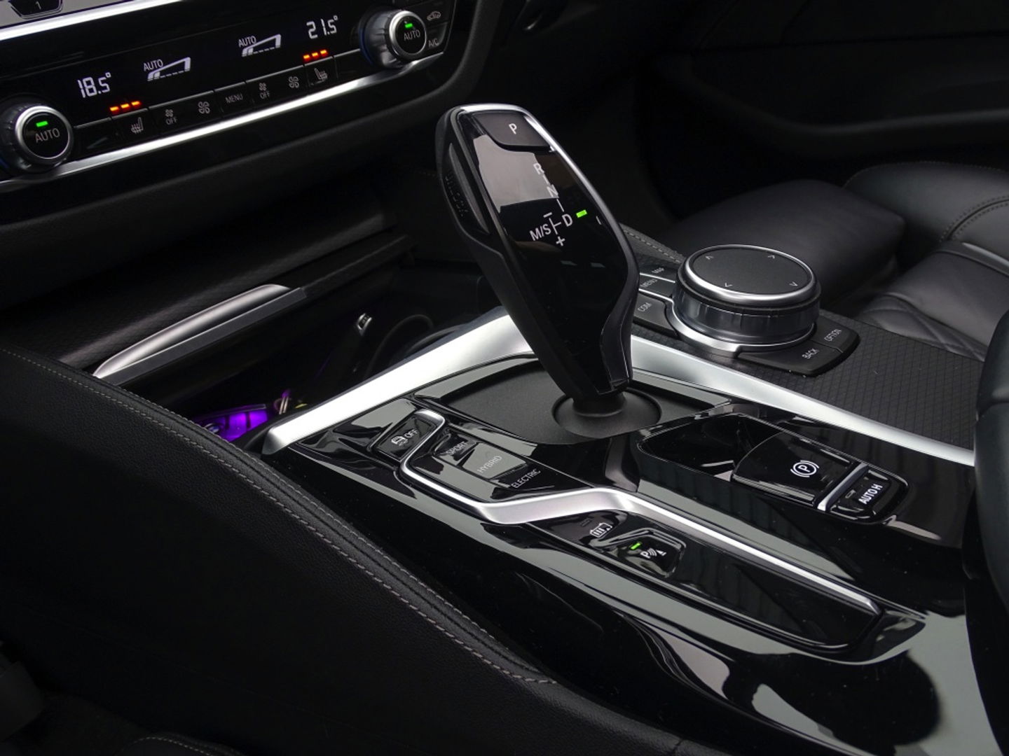 BMW 5 Serie Touring 530e 292PK M-Sport Individual / laser *NAP*